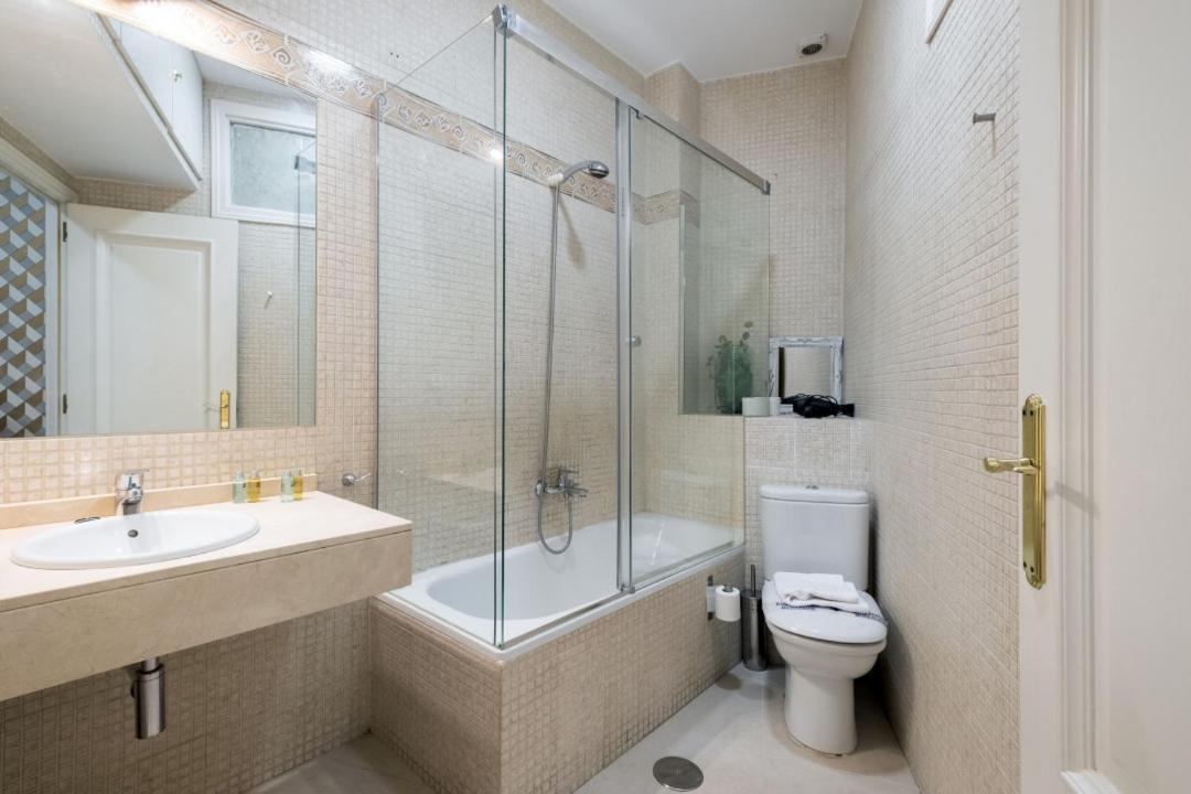 1 Bedroom 1 Bathroom Furnished - Sol - Bright Refurbished - Mintystay Madrid Kültér fotó